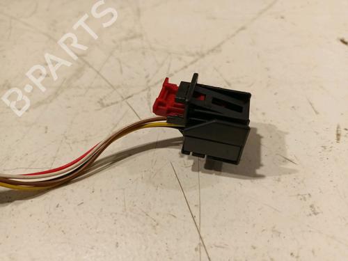 Right mirror AUDI A1 Sportback (8XA, 8XF) 1.6 TDI | BP18248639C27