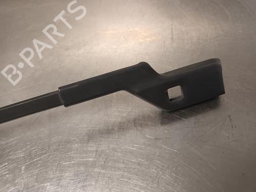 Front windshield wiper arm FIAT 500 (312_) 1.2 (312AXA1A) | BP15741957C143