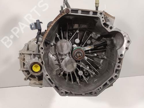 Used Gearbox RENAULT TRAFIC III Van (FG_) 1.6 dCi 95 (FGMJ, FGMR) (95 hp) 27815257