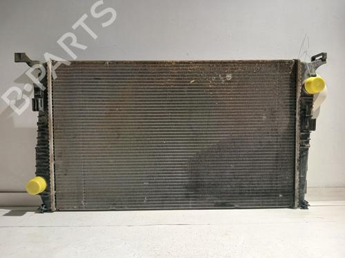 Used Water radiator Water radiator 37066811 37066811