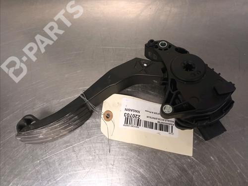 Pedal RENAULT MASTER III Van (FV) 2.3 dCi 110 FWD (FV0R, FV0W, FV1A) (110 hp) 10683124