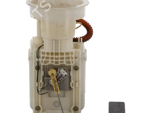 Used Fuel pump VW POLO IV (9N_, 9A_) 1.2 12V (64 hp) 32131894