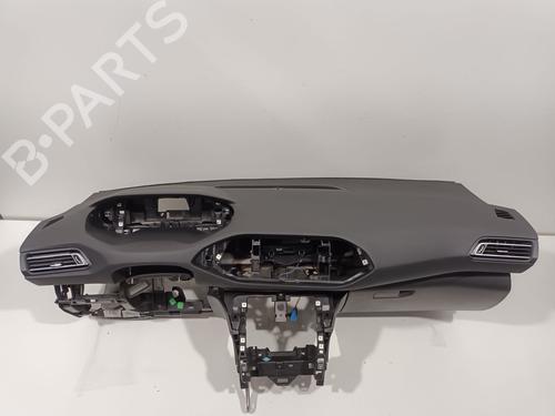Used Dashboard Dashboard 38189944 38189944