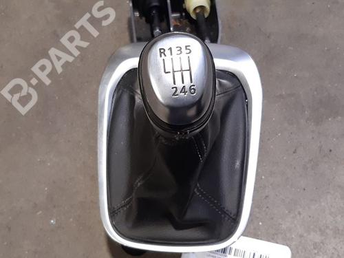 Gear lever RENAULT MEGANE IV Hatchback (B9A/M/N_) 1.6 dCi 130 (B9A4) | BP9332271M90 