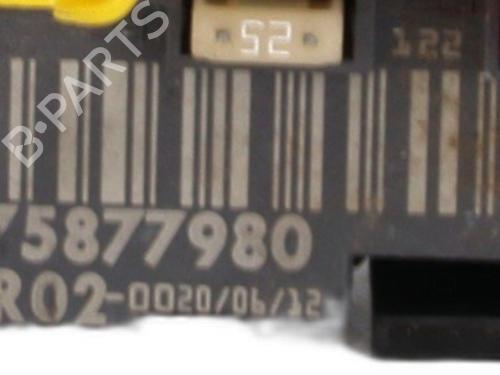 Fuse box CITROËN C5 III (RD_) 2.0 HDi 140 (RDRHF8, RDRHFA, RDRHA8, RDRHAJ) | BP33868731E1  - Image 5