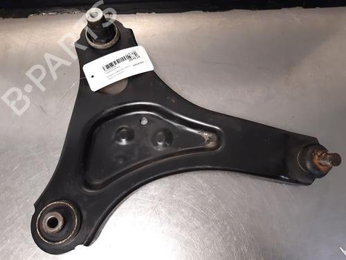 Wahacz przedni prawy RENAULT TWINGO III (BCM_, BCA_) 1.0 SCe 70 (BCMB) 311308250777