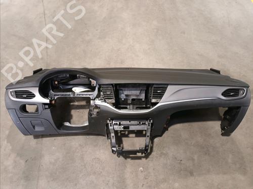 Tableau de bord OPEL ASTRA J (P10) 1.6 CDTi (68) (110 hp) 17100463