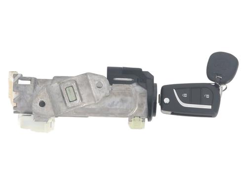 Used Ignition barrel TOYOTA YARIS (_P21_, _PA1_, _PH1_) 1.5 Hybrid (MXPH10, MXPH11) (116 hp) 30338366