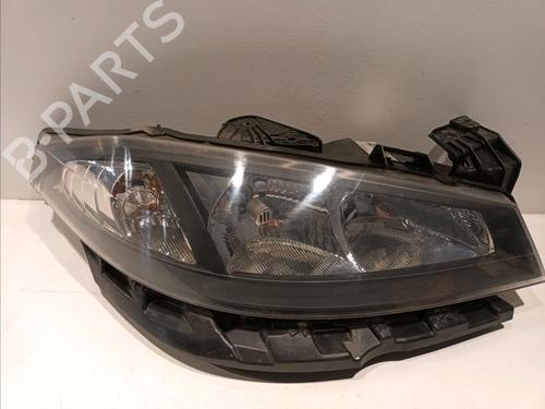 Used Right headlight RENAULT LAGUNA II (BG0/1_) 1.6 16V (BG1G, BG1H) (112 hp) 17730208