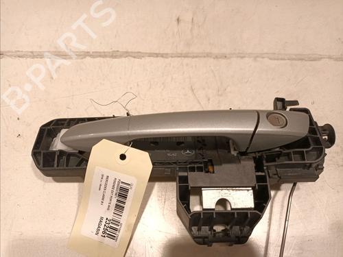 Used Front left exterior door handle MERCEDES-BENZ B-CLASS Sports Tourer (W246, W242) B 160 CDI / d (246.211) (90 hp) 16979362
