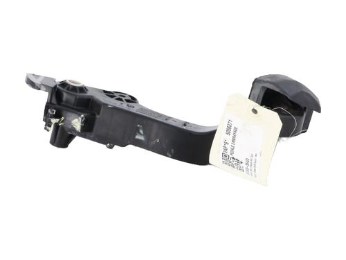 Clutch pedal PEUGEOT 208 I (CA_, CC_) 1.6 HDi / BlueHDi 75 | BP22401494I13 