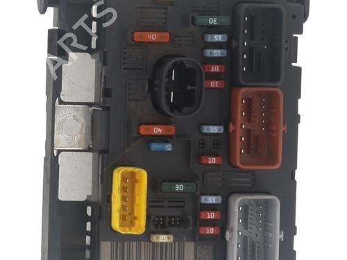 Used Fuse box PEUGEOT 307 (3A/C) 1.6 HDi 110 (109 hp) 31080784
