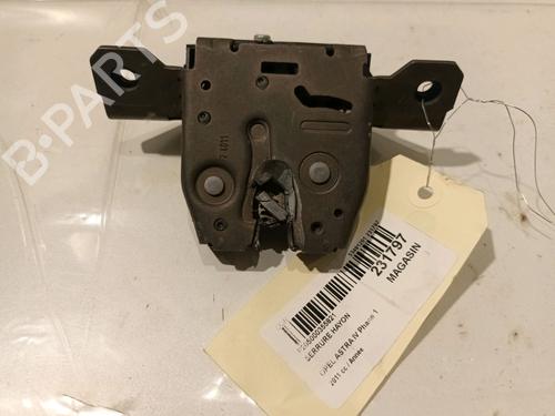 Used Tailgate lock OPEL ASTRA J Sports Tourer (P10) 1.7 CDTI (35) (110 hp) 15237335