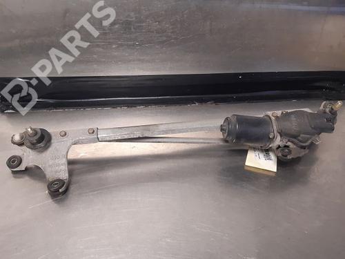 Front wiper motor HONDA CR-V I (RD) 2.0 16V 4WD (RD1, RD3) (128 hp) 9330337