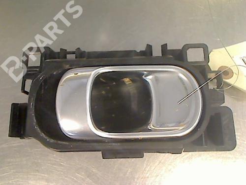 Used Rear left interior door handle Rear left interior door handle CITROËN C3 / C3 ORIGIN III (SX) 1.2 THP 110 (110 hp) 9319608 9319608