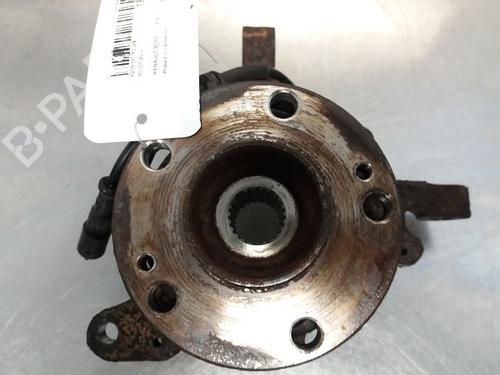 Used Left front steering knuckle RENAULT SCÉNIC I MPV (JA0/1_, FA0_) 1.9 dCi RX4 (102 hp) 14860449