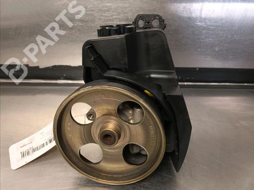 Used Steering pump PEUGEOT 206 Hatchback (2A/C) 1.4 i (75 hp) 11876449
