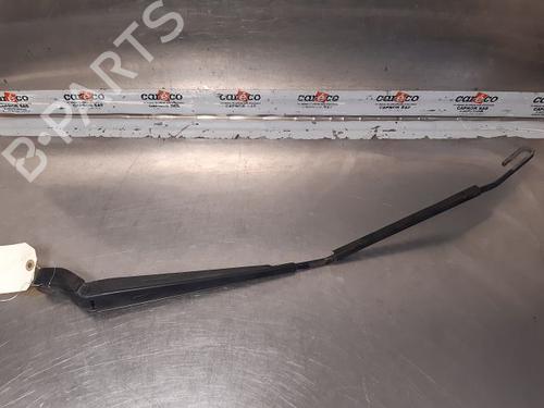 Used Front windshield wiper arm MERCEDES-BENZ VITO / MIXTO Van (W639) 111 CDI (639.601, 639.603, 639.605) (109 hp) 14869784
