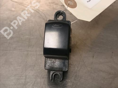 Used Right front window switch NISSAN MICRA IV (K13K, K13KK) 1.2 (80 hp) 11806956