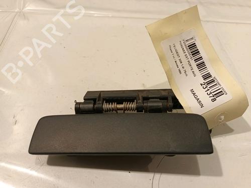 Used Front left exterior door handle PEUGEOT 306 Hatchback (7A, 7C, N3, N5) 1.4 (75 hp) 15138187