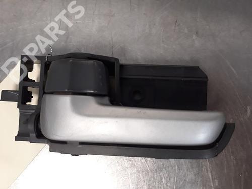 Poignée intérieure avant gauche NISSAN PIXO (UA0) 1.0 (68 hp) 9328714