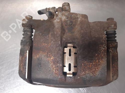 Used Right front brake caliper HONDA CR-V I (RD) 2.0 16V 4WD (RD1, RD3) (128 hp) 14862814