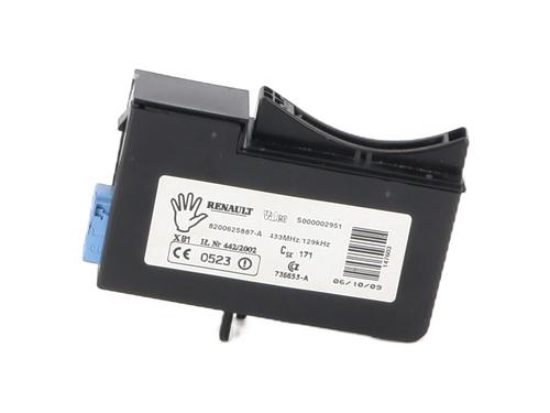 Used Card reader Card reader RENAULT ESPACE IV (JK0/1_) 2.0 dCi (JK01, JK02, JK1J, JK1K, JK1H) (150 hp) 32718993 32718993