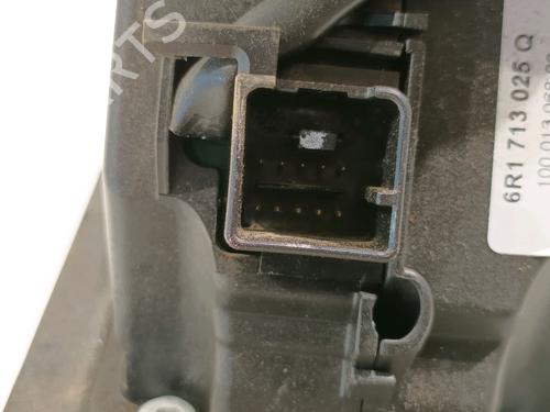 Gear lever VW POLO V (6R1, 6C1) 1.4 (6R1) | BP14947087M90 