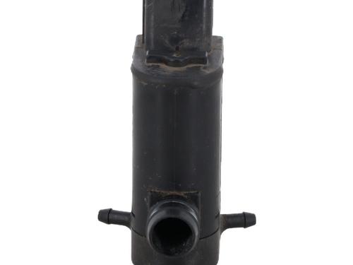 Used Washer pump TOYOTA YARIS (_P1_) 1.4 D-4D (NLP10_, NLP10R) (75 hp) 29875528