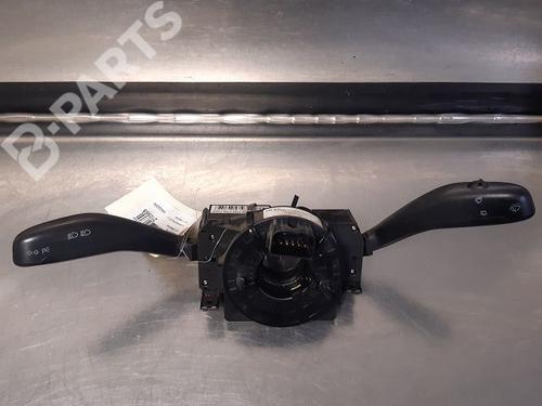 Used Headlight switch VW POLO (9N_, 9A_) 1.2 (54 hp) 9333871