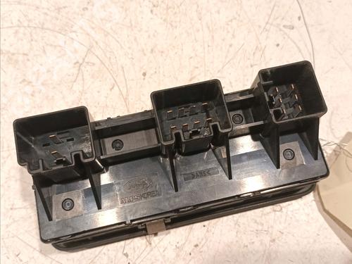 Switch LAND ROVER RANGE ROVER SPORT I (L320) 2.7 D 4x4 | BP18204281I30 
