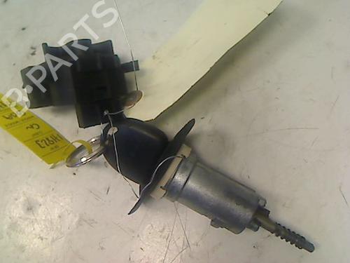 Used Ignition barrel OPEL MERIVA B MPV (S10) 1.7 CDTI (75) (110 hp) 9331168