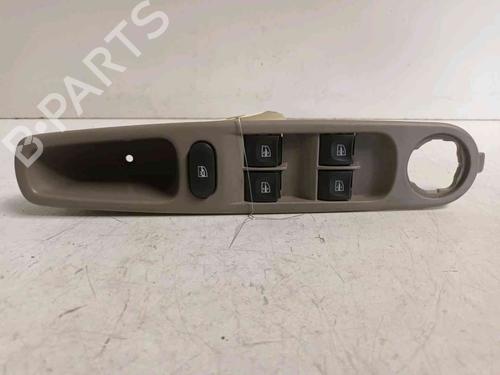 Used Switch RENAULT ZOE (BFM_) ZOE (92 hp) 21587449