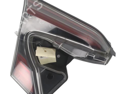 Farolim esquerdo da mala TOYOTA C-HR (_X1_) 1.8 Hybrid (ZYX10_, ZYX11_, ZYX10R, ZYX11R) (122 hp) 32312863