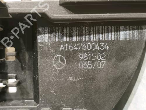 Rear right exterior door handle MERCEDES-BENZ M-CLASS (W164) ML 280 CDI 4-matic (164.120) | BP14949073C130 