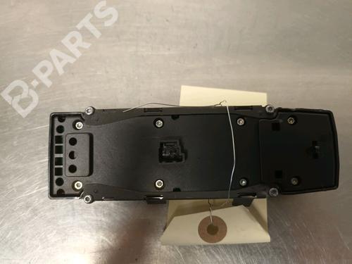 Switch MERCEDES-BENZ B-CLASS Sports Tourer (W246, W242) B 180 CDI / d (246.212) | BP11952408I30 