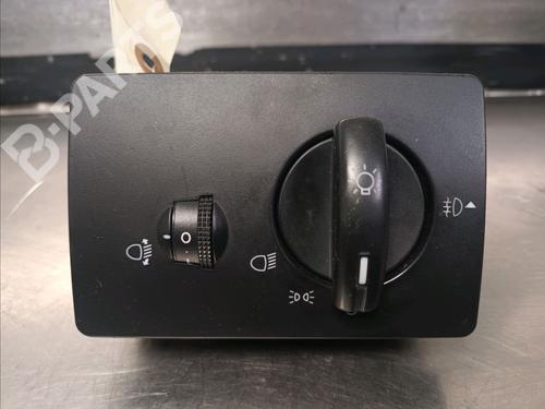 Used Headlight switch FORD FIESTA V (JH_, JD_) 1.3 (69 hp) 9340409