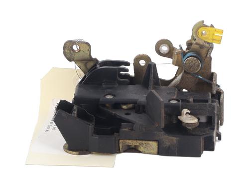 Vergrendeling links voor Vergrendeling links voor RENAULT TWINGO I (C06_) 1.2 (C066, C068) (58 hp) 37259052 37259052