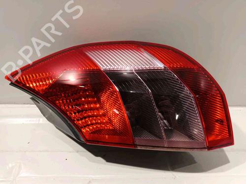 Used Right taillight RENAULT SCÉNIC II (JM0/1_) 1.9 dCi (JM0G, JM12, JM1G, JM2C) (120 hp) 20604568