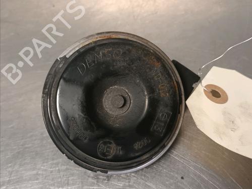 Horn TOYOTA YARIS (_P13_) 1.5 Hybrid (NHP130_, NHP130) (101 hp) 14859285