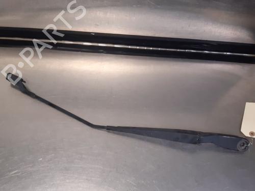Used Front windshield wiper arm VOLVO V50 (545) 1.6 D (110 hp) 14869580