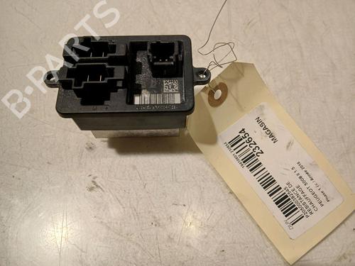 Used Heater resistor PEUGEOT 5008 II (MC_, MJ_, MR_, M4_) 1.5 BlueHDi 130 (MCYHZJ, MCYHZR, MCYHZX) (131 hp) 17214185