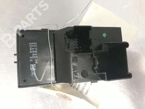 Right front window switch CHEVROLET ORLANDO (J309) 2.0 D | BP9319212I26 