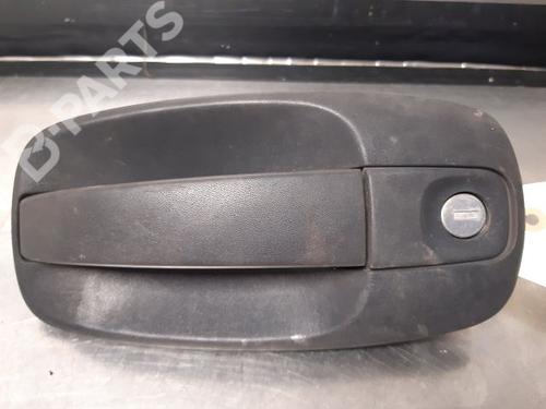 Used Front left exterior door handle OPEL VIVARO A Van (X83) 2.0 CDTI (F7) (114 hp) 9330782