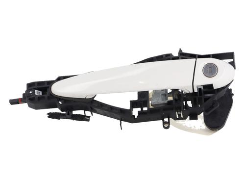 front-left-exterior-door-handle-bmw-1-f20-2011-2012-2013-2014-2015-2016-2017-2018-2019-40240956 main image
