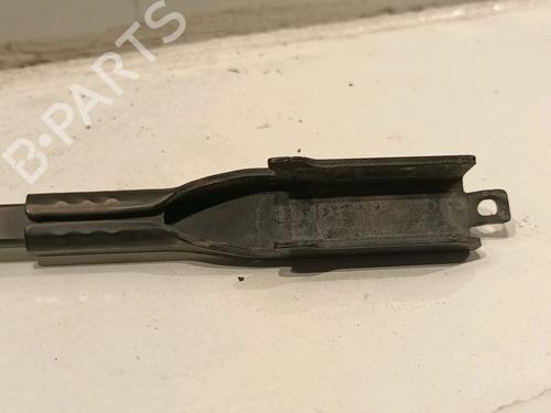 Front windshield wiper arm BMW 1 (E87) 118 d | BP14949990C143 