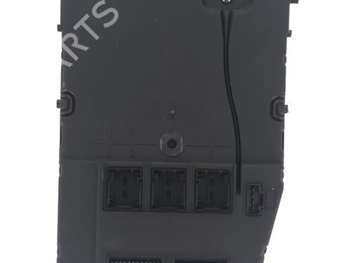 Used Fuse box RENAULT SCÉNIC II (JM0/1_) 1.5 dCi (JM1E, JM16) (106 hp) 29382436