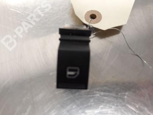 Used Right front window switch VW PASSAT B7 Variant (365) 2.0 TDI (136 hp) 9326598