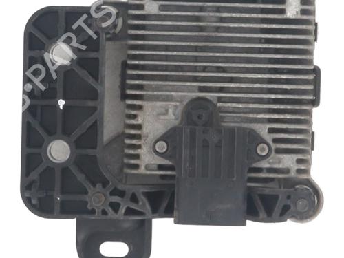 Module électronique PEUGEOT 2008 II (UD_, US_, UY_, UJ_, UR_, UC_) 1.2 PureTech 130 (USHNS, URHNS) (130 hp) 30801182