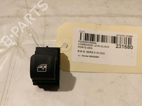 Left rear window switch BMW 5 (G30, F90) 520 d Mild-Hybrid (190 hp) 61319327031